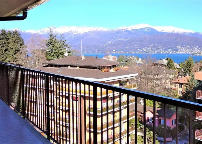 Apartment Pettirosso Stresa