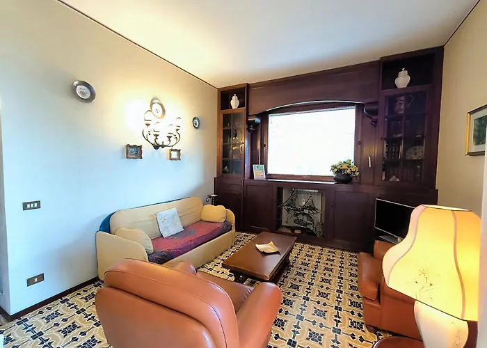 Pettirosso Apartment *